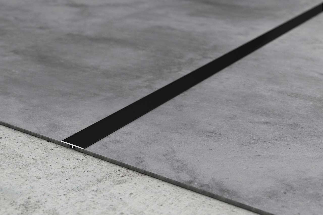 minileiste UL25X2 Schwarz zwischen zwei Vinylflächen