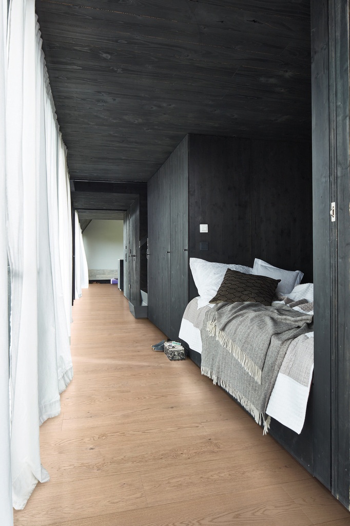 Meister Lindura-Holzboden HD 400 naturgeölt 2200 x 270mm Eiche lebhaft cremeweiß 08908